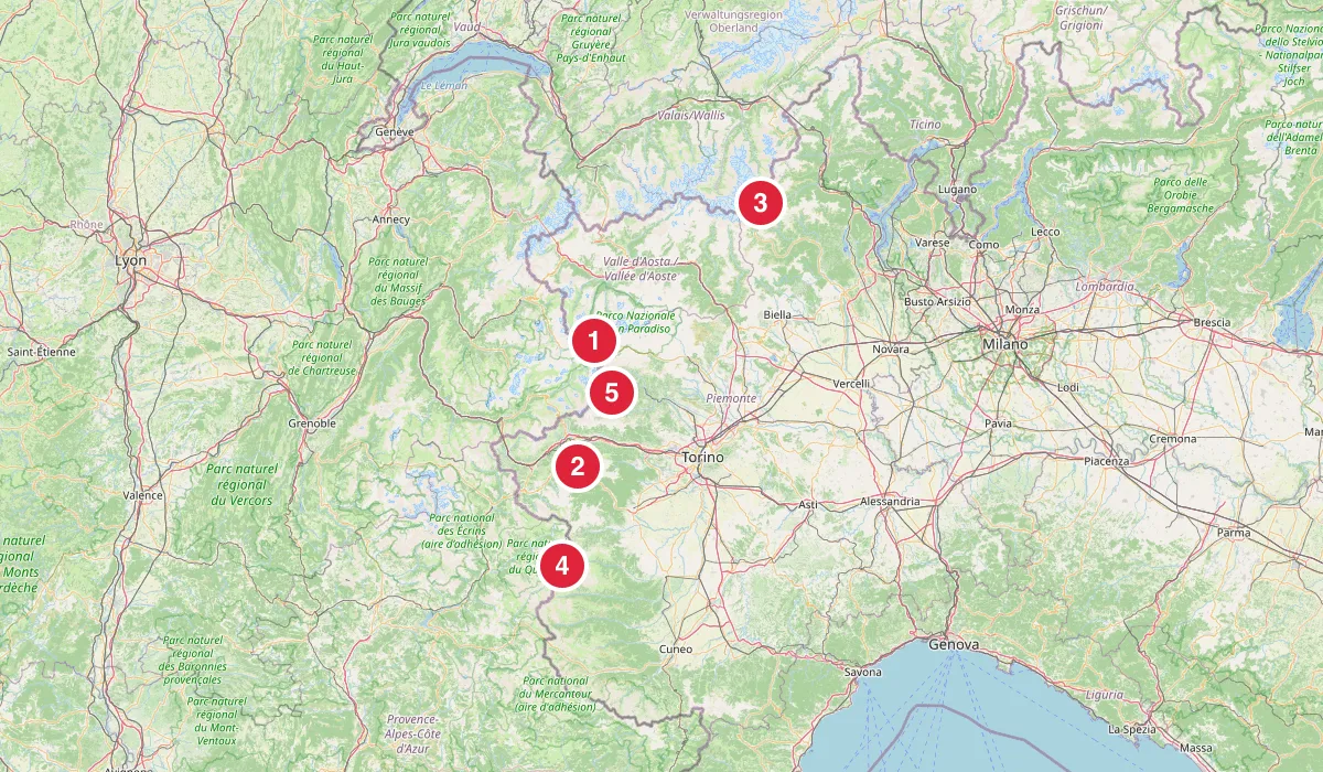 Mappa dei 5 trekking imperdibili in Piemonte, con i sentieri numerati da 1 a 5