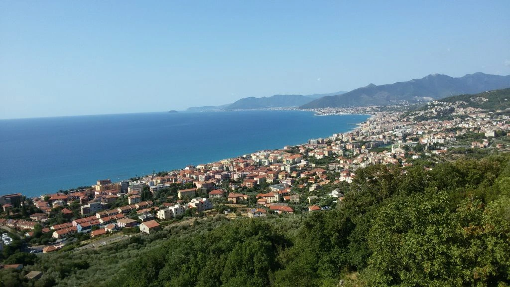 6. Anello Natura Borgio Verezzi